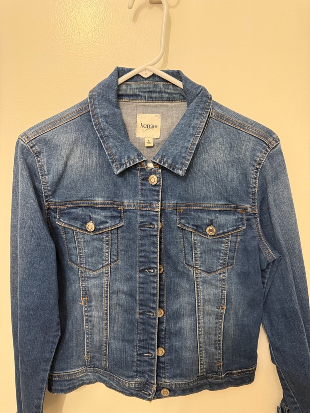 Kensie Medium Blue Classic Denim Trucker Jacket